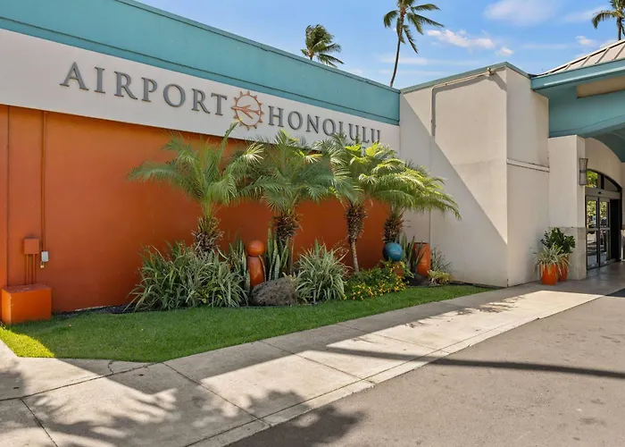 Airport Honolulu Hotel, Trademark Collection By Wyndham